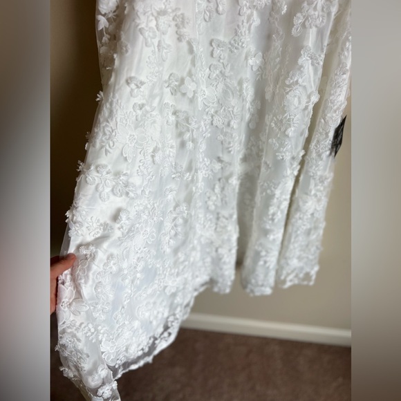 NWT Lulus Eloquent Elegance White Embroidered Lace One-Shoulder Midi Dress Sz M - Picture 5 of 9